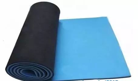 备--防潮垫的种类及选择开元棋牌app野外宿营必(图2)